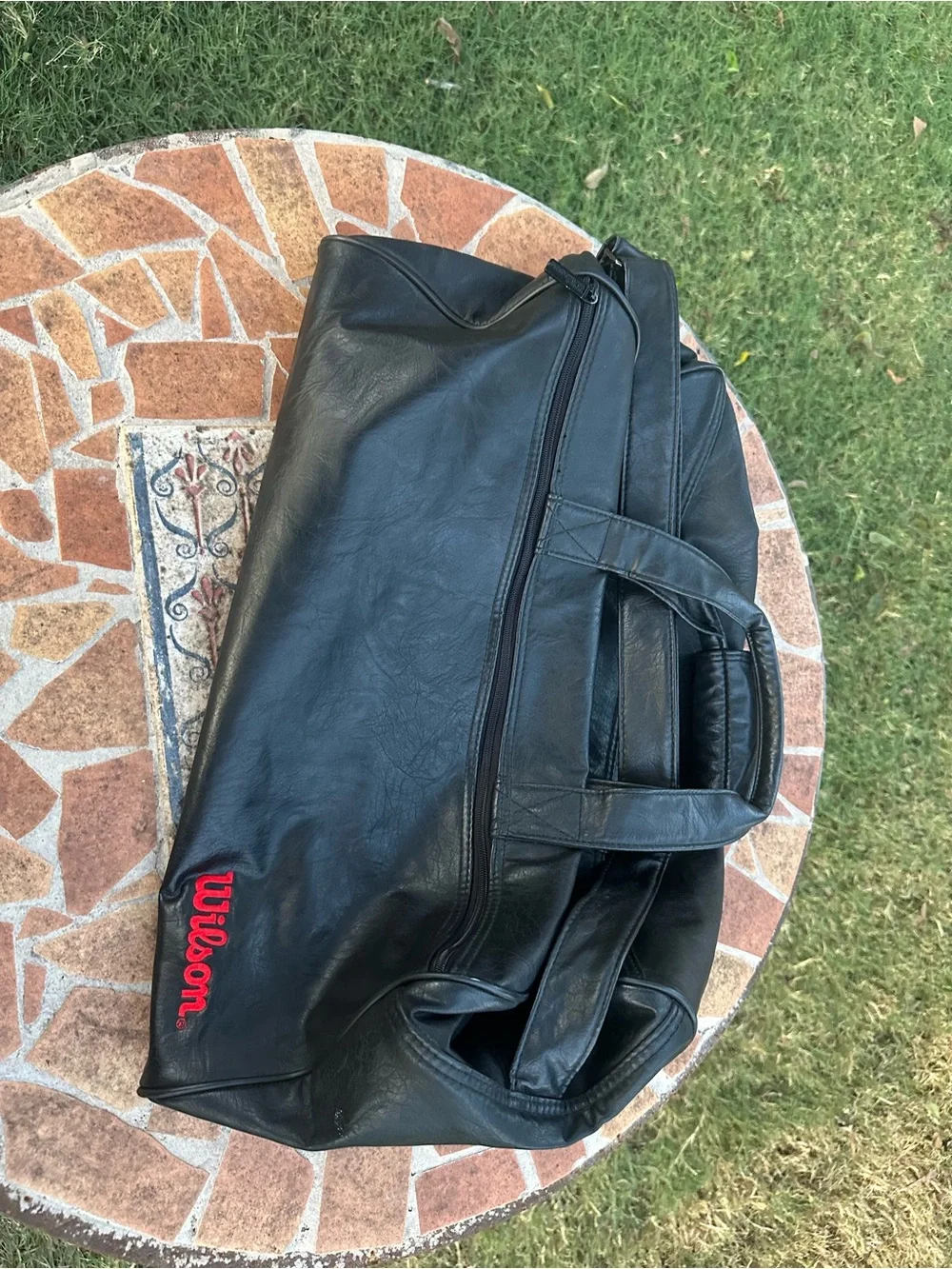 Wilson duffel compartment strap